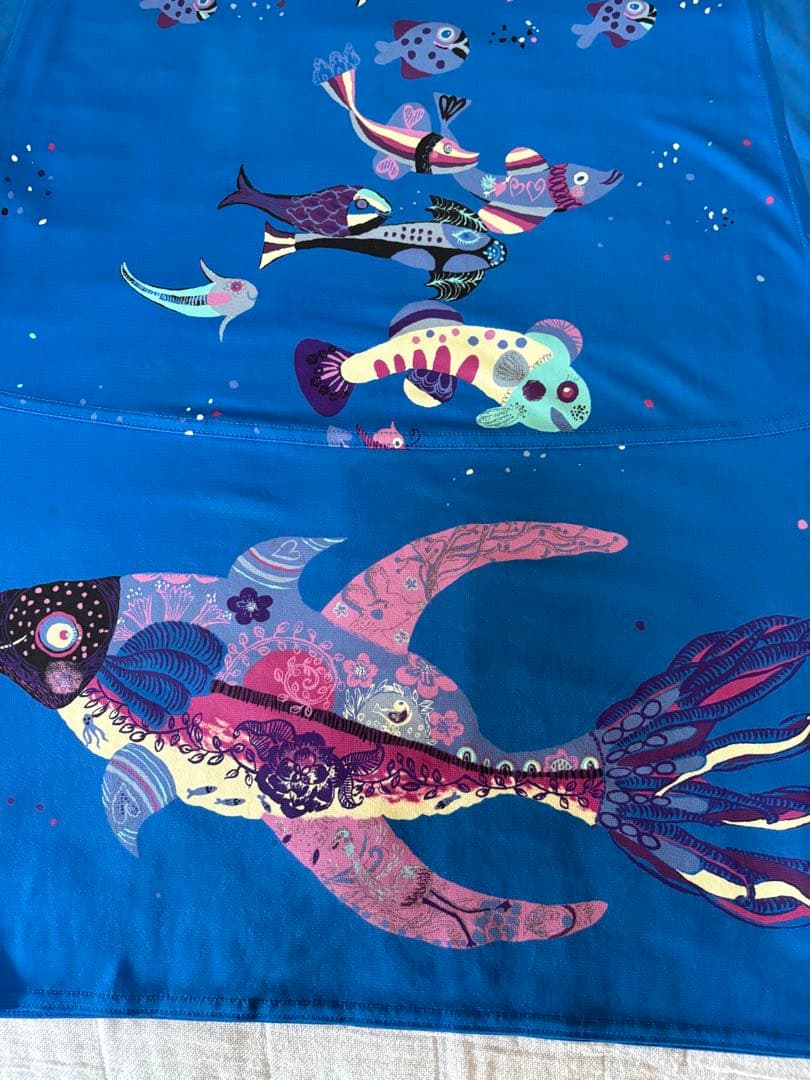 『訳あり』⭐️トクコプルミエヴォル⭐️青地に海の生き物やお魚が描かれたチュニック❣️