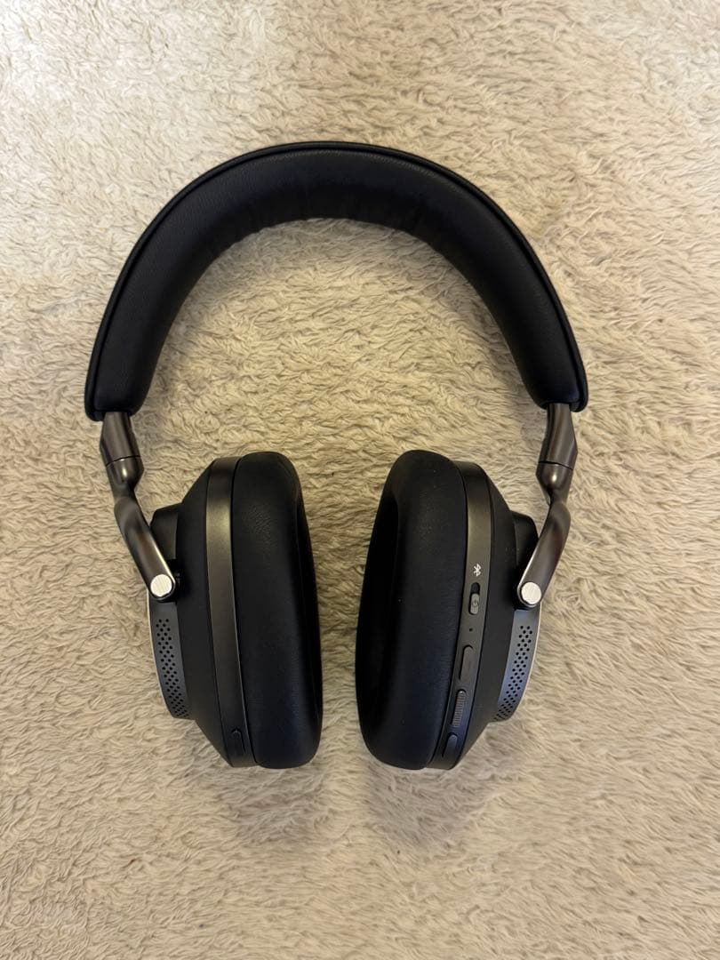 Bowers & Wilkins PX8 ブラック 美品です