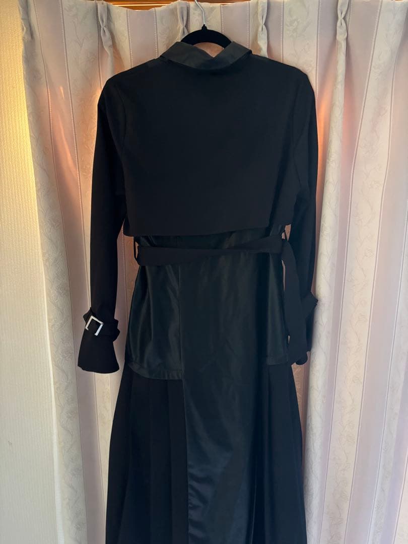 HARE プリーツフェイクレザーベルトワンピース