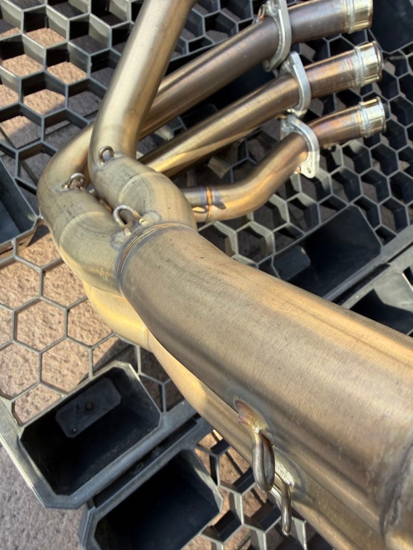 値下AKRAPOVIC スリップオンマフラー KAWASAKI Z900RS