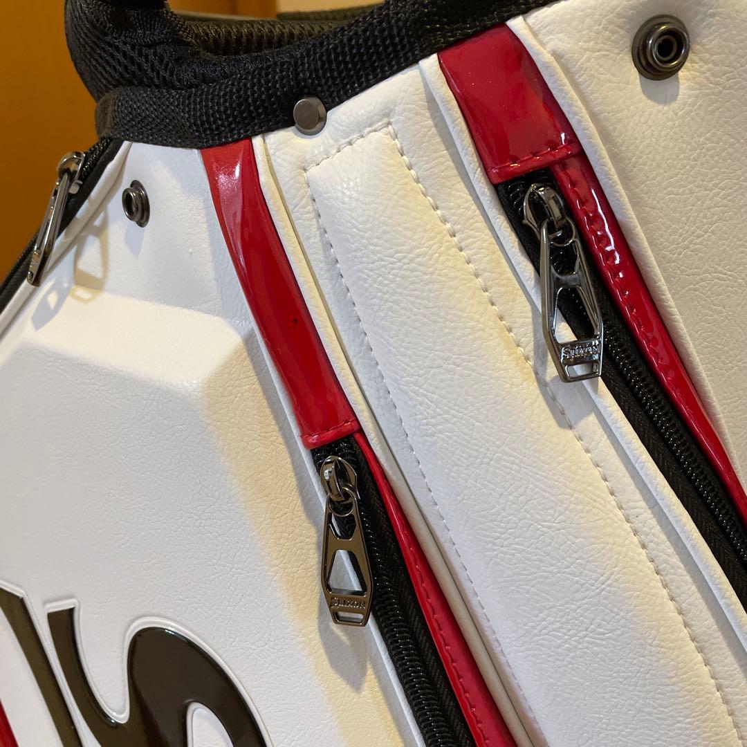 大人気のスリクソンキャディーバック