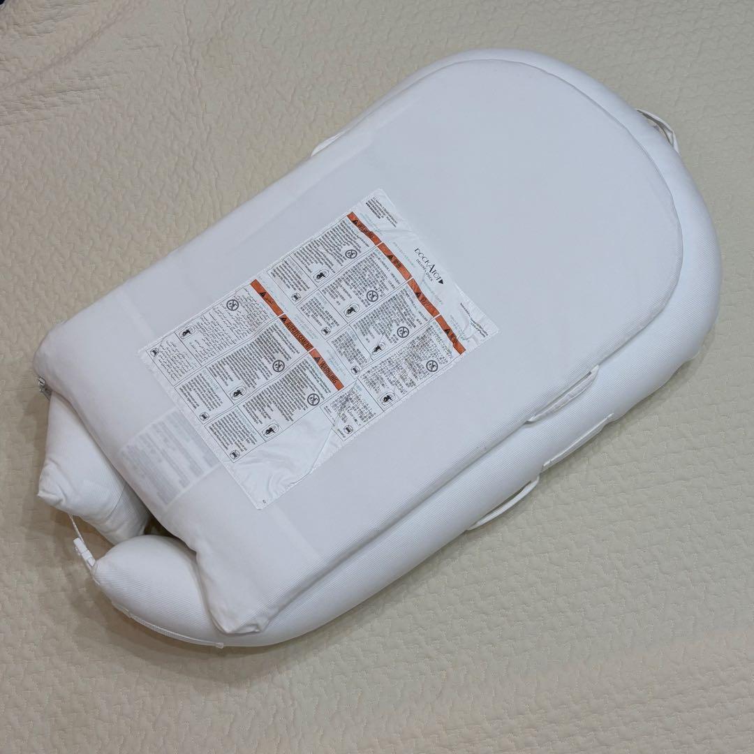 美品 DOCKATOT Deluxe＋ 0-8ヶ月 ドッカトット ホワイト