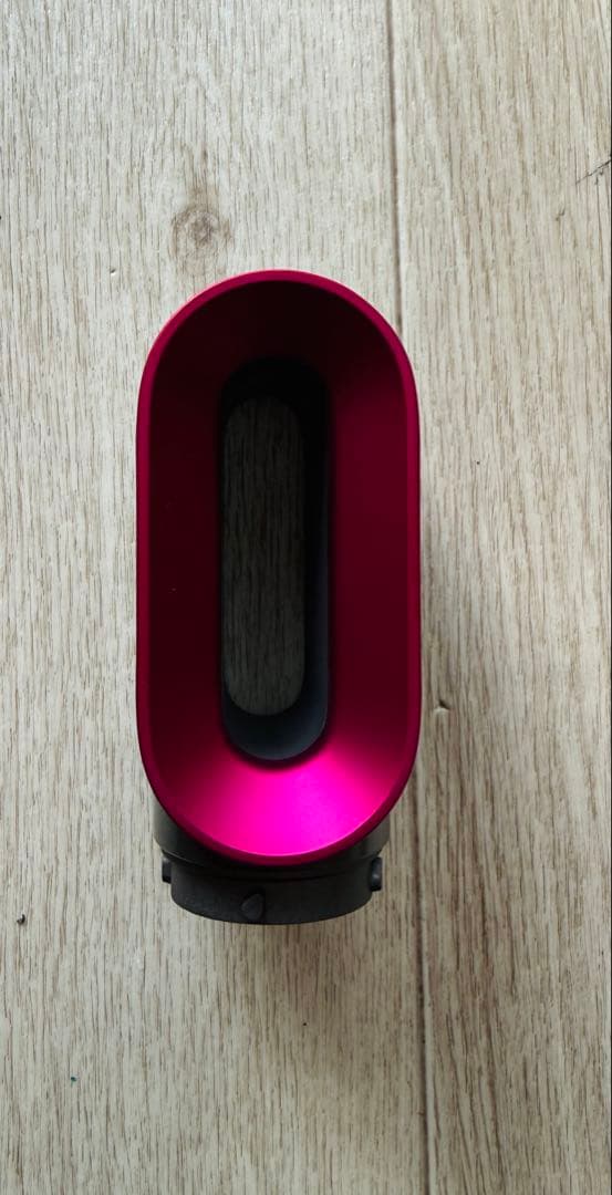 ダイソン　ヘアスタイラーHS01