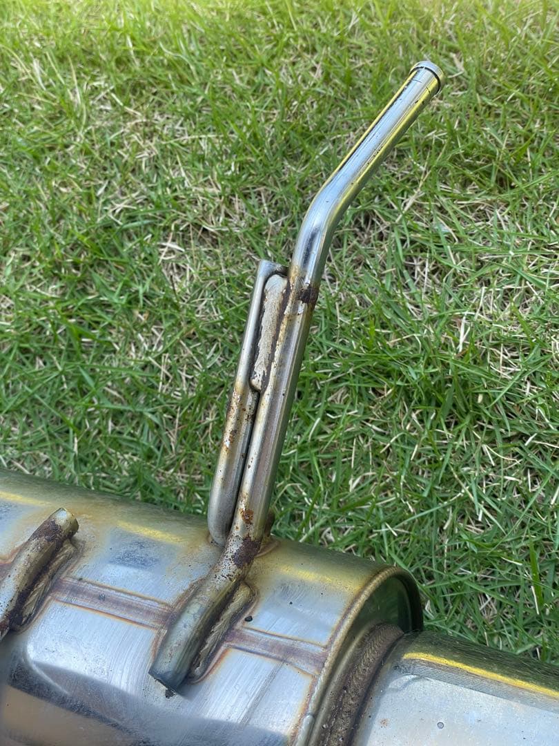 HKSマフラー ヴェゼルマフラー　ヴェゼルハイブリットRU1 RU3