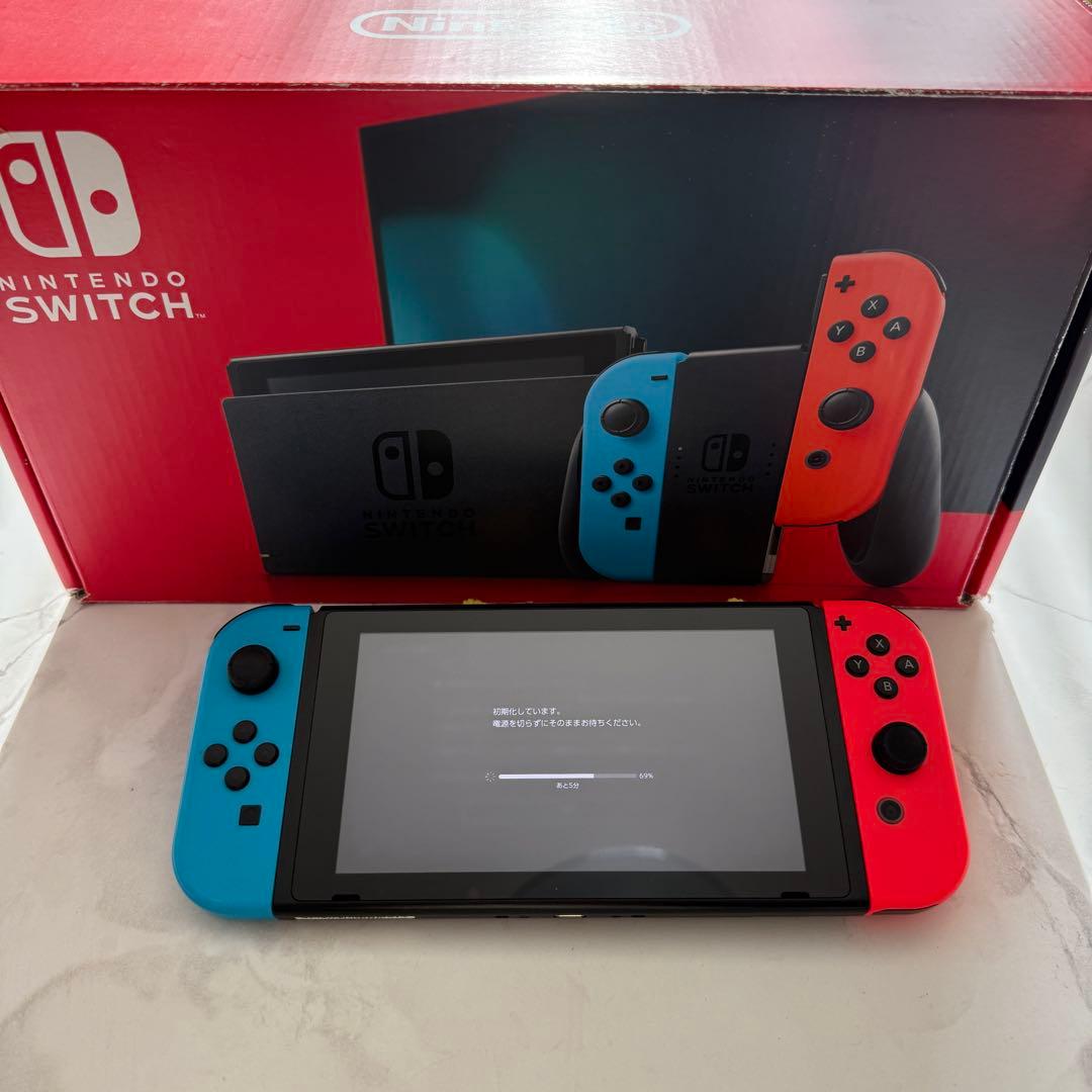 週末値下げ中　Nintendo Switch 本体 青/赤 オレンジ紫追加