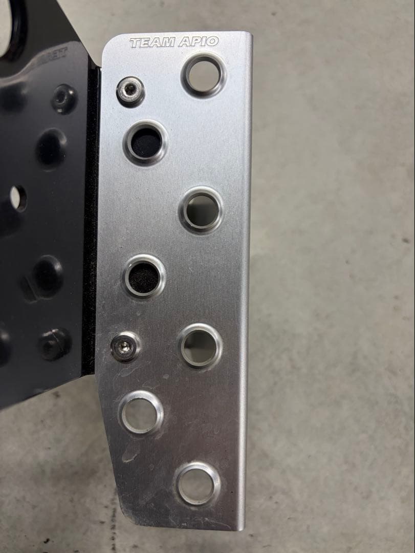 APIO MTドライバーズフットレスト JB64 JB74