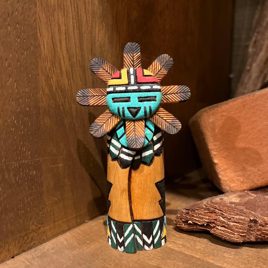 カチナドール　工芸品　サンフェイス　カチナ　インディアン　ネイティブ・アメリカン