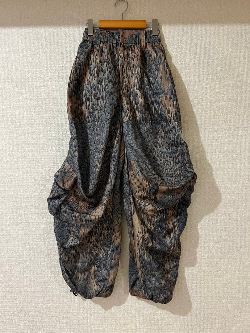 DIESEL P-ARNE-FEM-P1 総柄カーゴパンツ