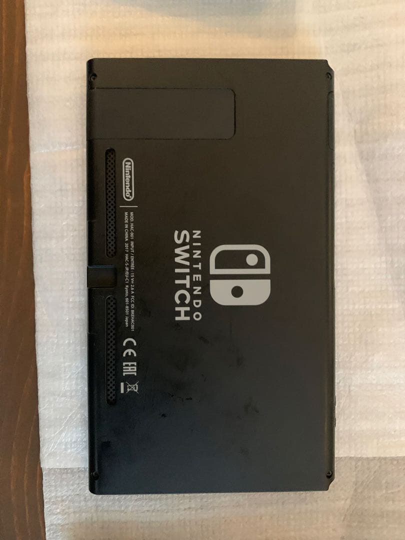 Nintendo Switch 本体 ＋ジョイコン4本付き