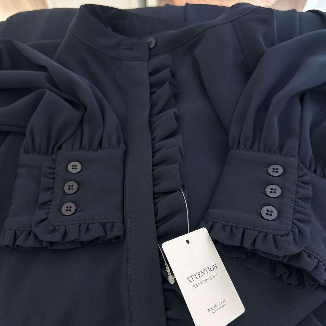 新品SHIPSネイビー フリル付き長袖ワンピース