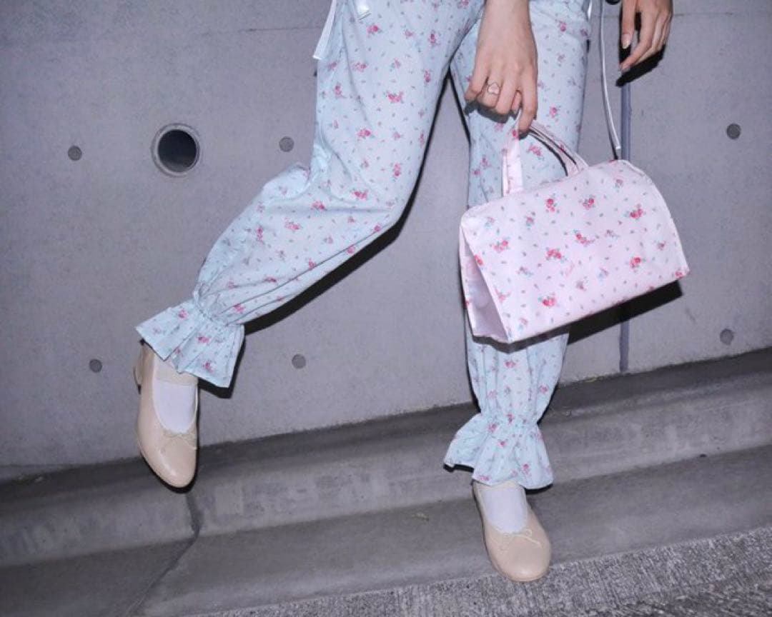 Katie VIRGIN UP ドロワーズ　ブルーフラワー　フリーサイズ　パンツ