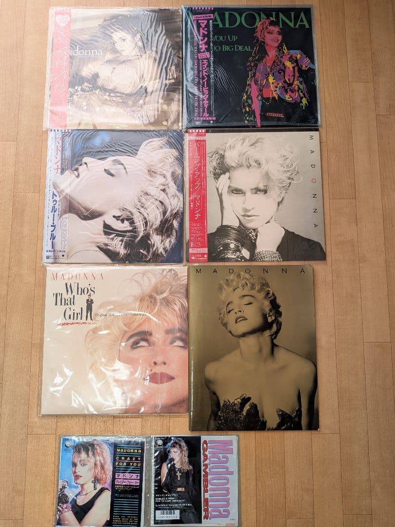 MadonnaレコードLP5枚シングル2枚＆world tour パンフレット1