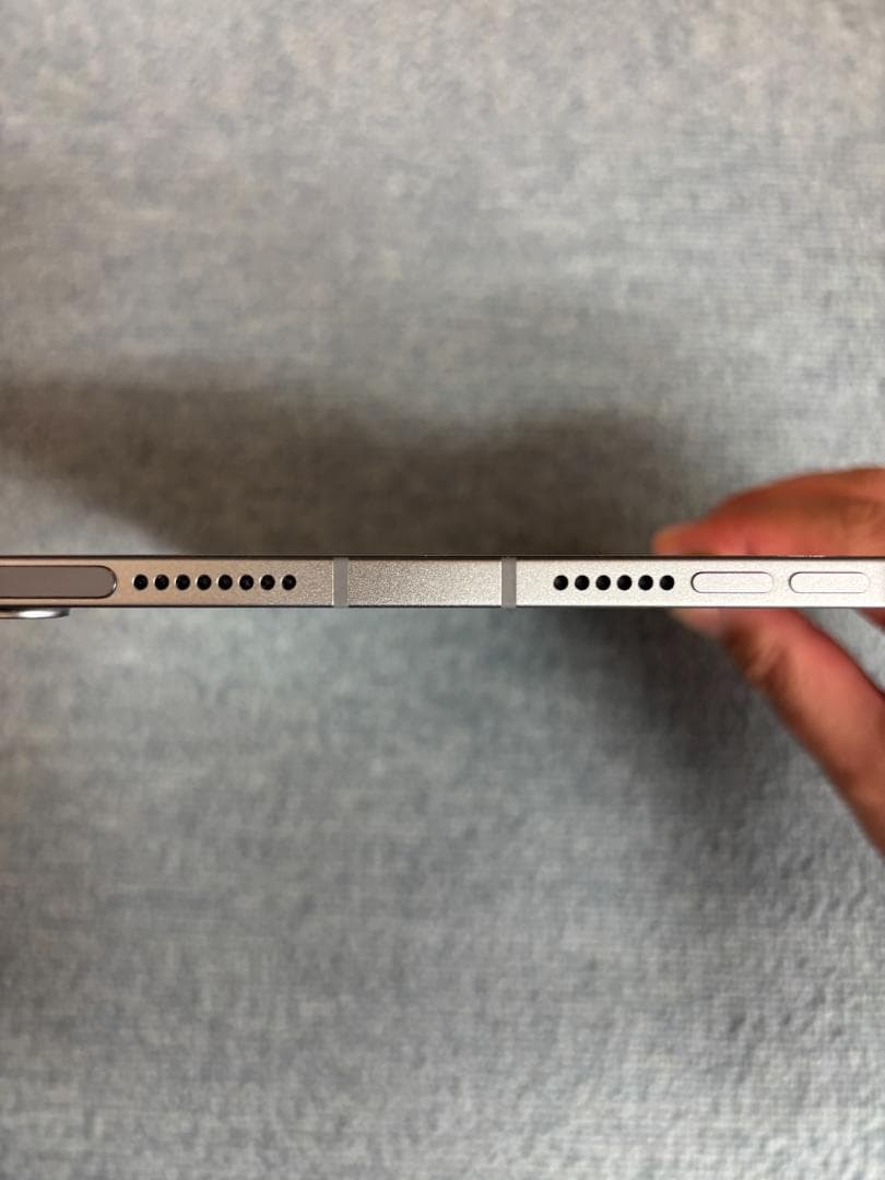 iPad mini 7 128GB Cellular SIMフリー +ケース