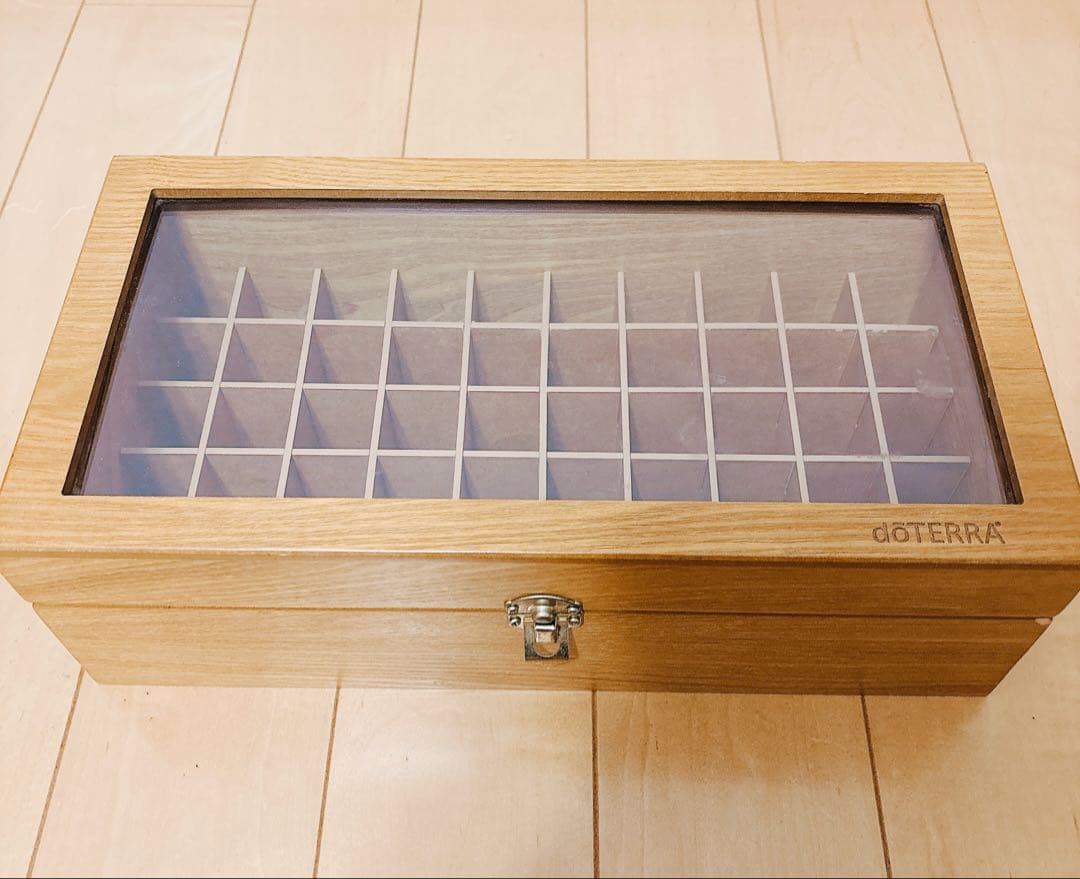 ドテラ ウッドボックス50、小瓶2ml 他アイテムセット