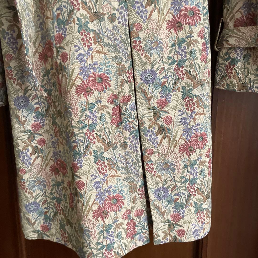 値下げ　未使用タグ付き　ロイスクレヨン　ゴブラン織　トレンチ風コート