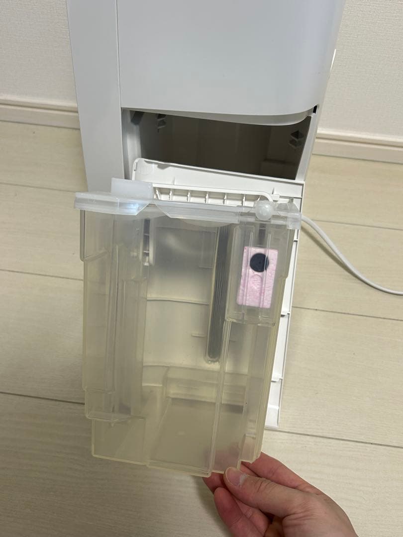 シャープ 除湿機 7.1Lプラズマクラスター 8畳 2021年モデル ホワイト