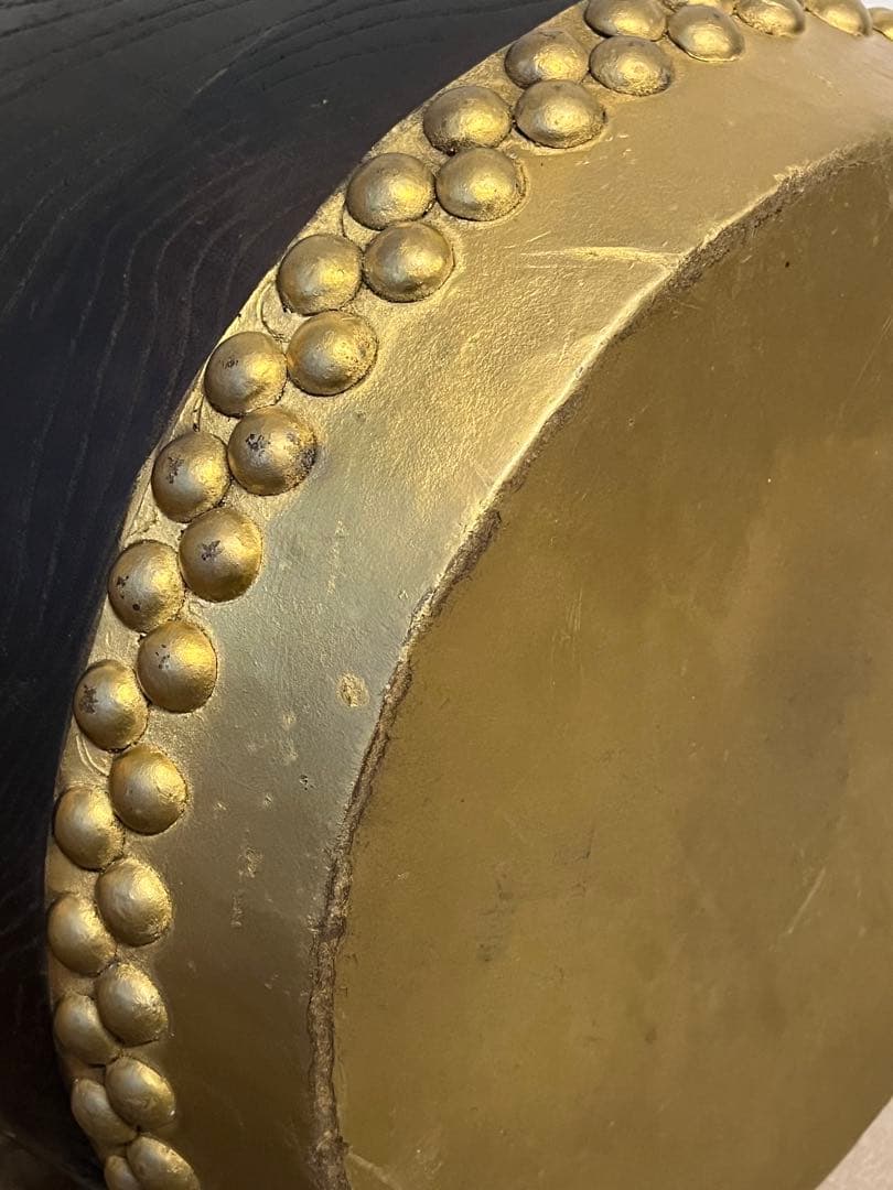 1尺3寸 和太鼓 木製 金塗(面) 時代物 古鉄のような持ち手 重さ 7.9kg