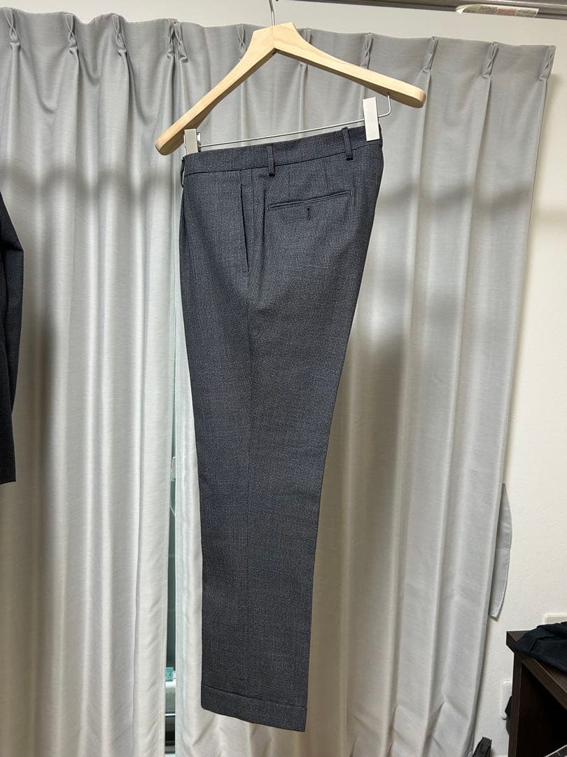 美品CARUSOカルーゾ　スーツ46マイクロハウンドトゥース