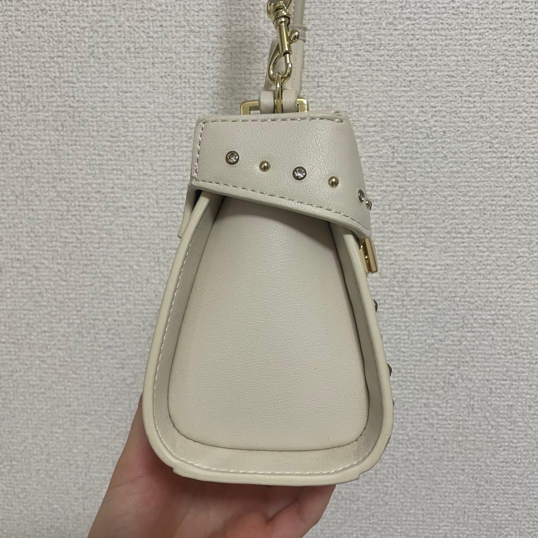 【リュタン】ビジュースタッズポシェット アイボリー