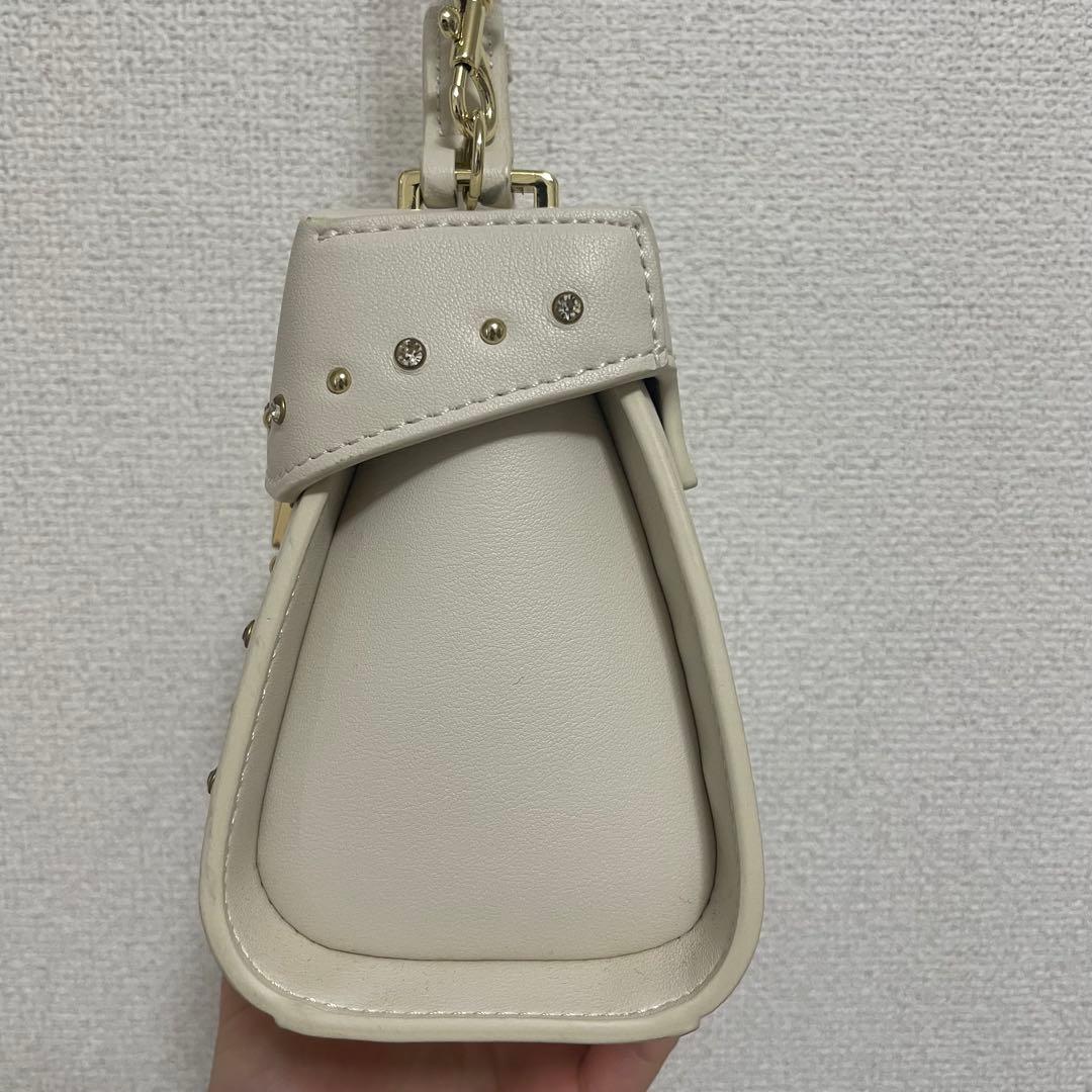 【リュタン】ビジュースタッズポシェット アイボリー