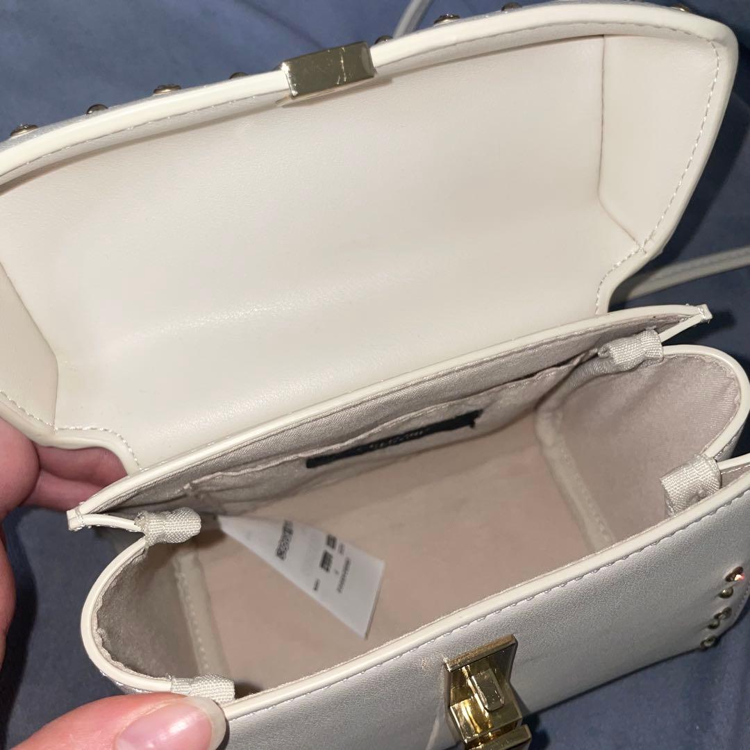 【リュタン】ビジュースタッズポシェット アイボリー