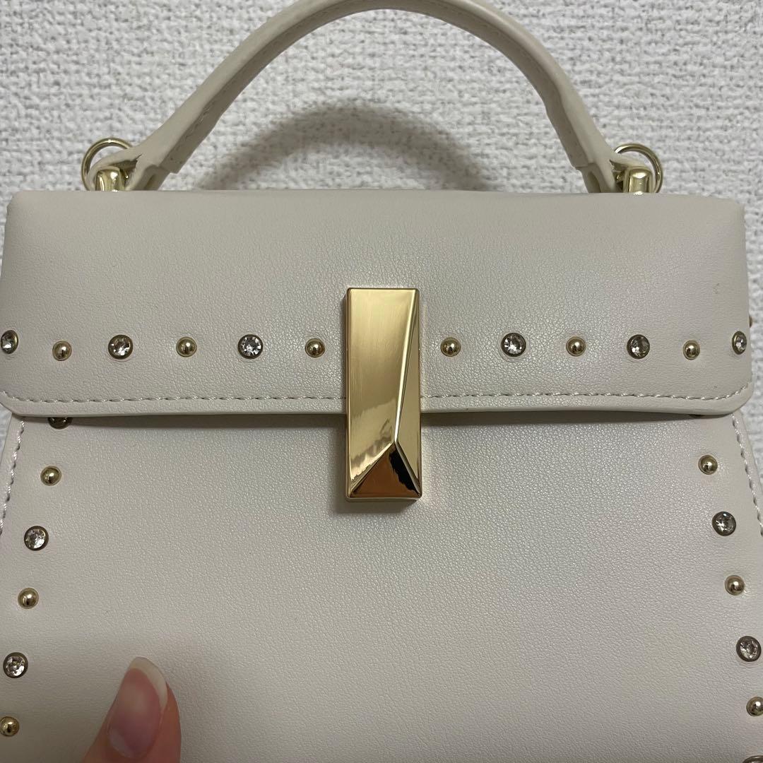 【リュタン】ビジュースタッズポシェット アイボリー