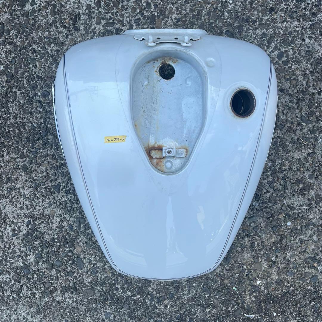 ドラッグスター400クラシック　純正タンク　VH01J ガソリンセンター付き