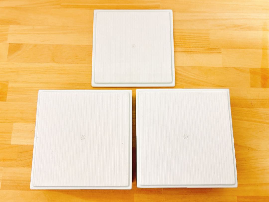 どんどん様ご依頼品　波佐見焼　二段陶箱　市松模様重箱　白銀