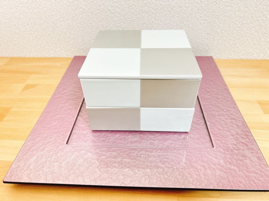 どんどん様ご依頼品　波佐見焼　二段陶箱　市松模様重箱　白銀