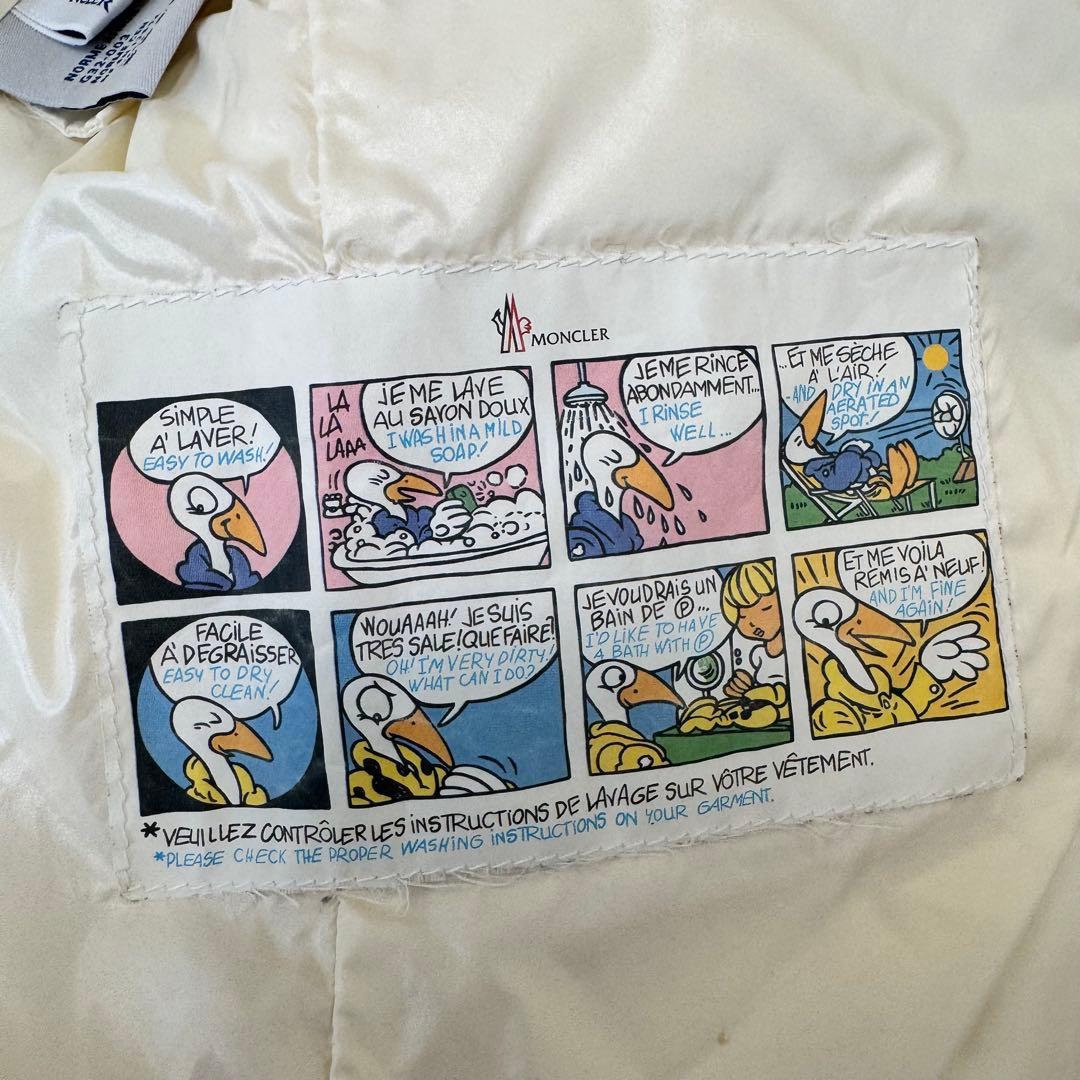 MONCLER ホワイト　ロゴマーク　コミックタグ　ダウンベスト　サイズ1