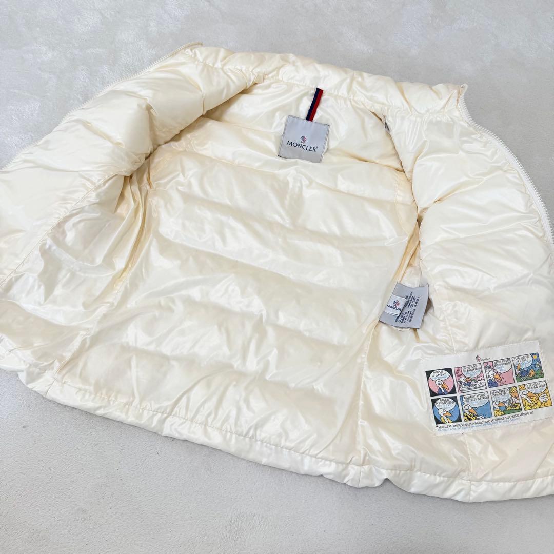 MONCLER ホワイト　ロゴマーク　コミックタグ　ダウンベスト　サイズ1