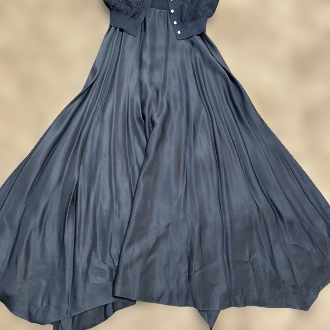 theoryダークネイビー パーティードレスとバルーンカーディガンセット