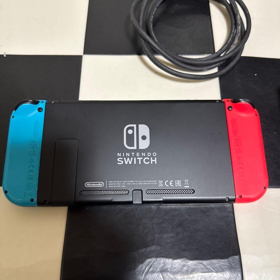 Nintendo Switch 本体セット（ネオンブルー／ネオンレッド）