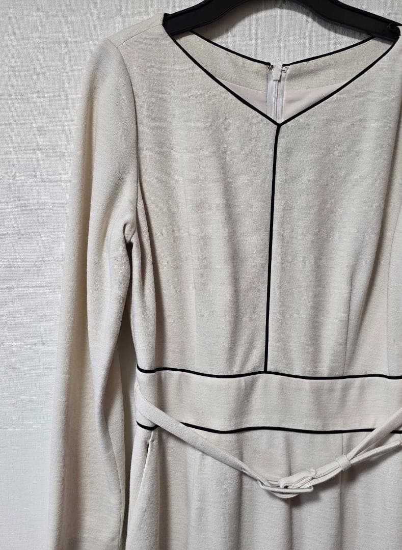 PINKY&DIANNE バイカラーパイピング ワンピース ベージュ