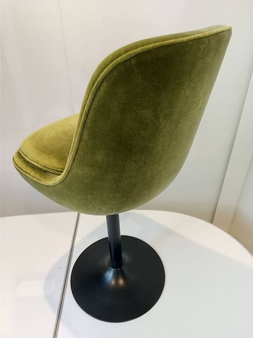 カウンターチェア　オリーブグリーン　ベルベット椅子 イス　店舗什器　引き取り可