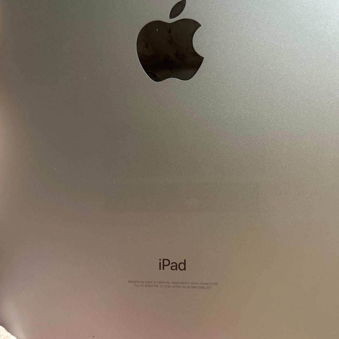 Song Sokhom iPad Pro 10.5インチ 64GB