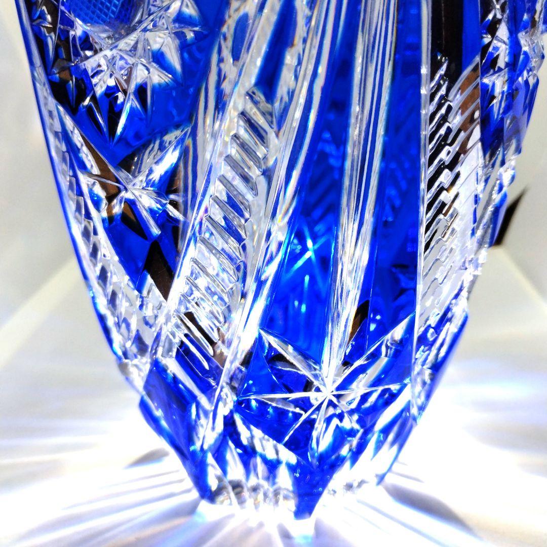 新品イタリア製江戸切子風青色被せガラスクリスタル花瓶花器フラワーベース薩摩切子