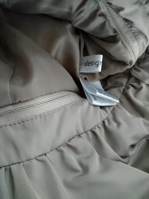 Designaera＊新品未使用タグ付き ダウンベスト＊31900円＊ペプラム