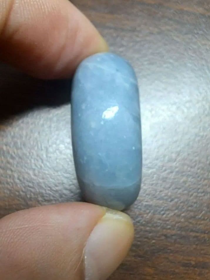 値下げしました【透過抜群】上質 糸魚川 翡翠 入コン沢 勾玉 13g 30mm