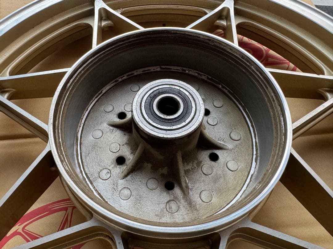 Z1 ホイール ゴールド キャスト　ダブルディスク