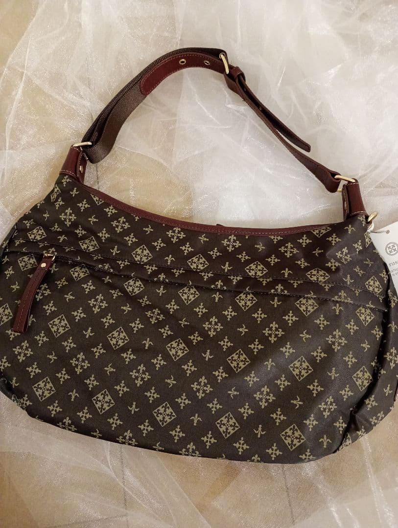 新品タグ付き russet 2wayショルダー