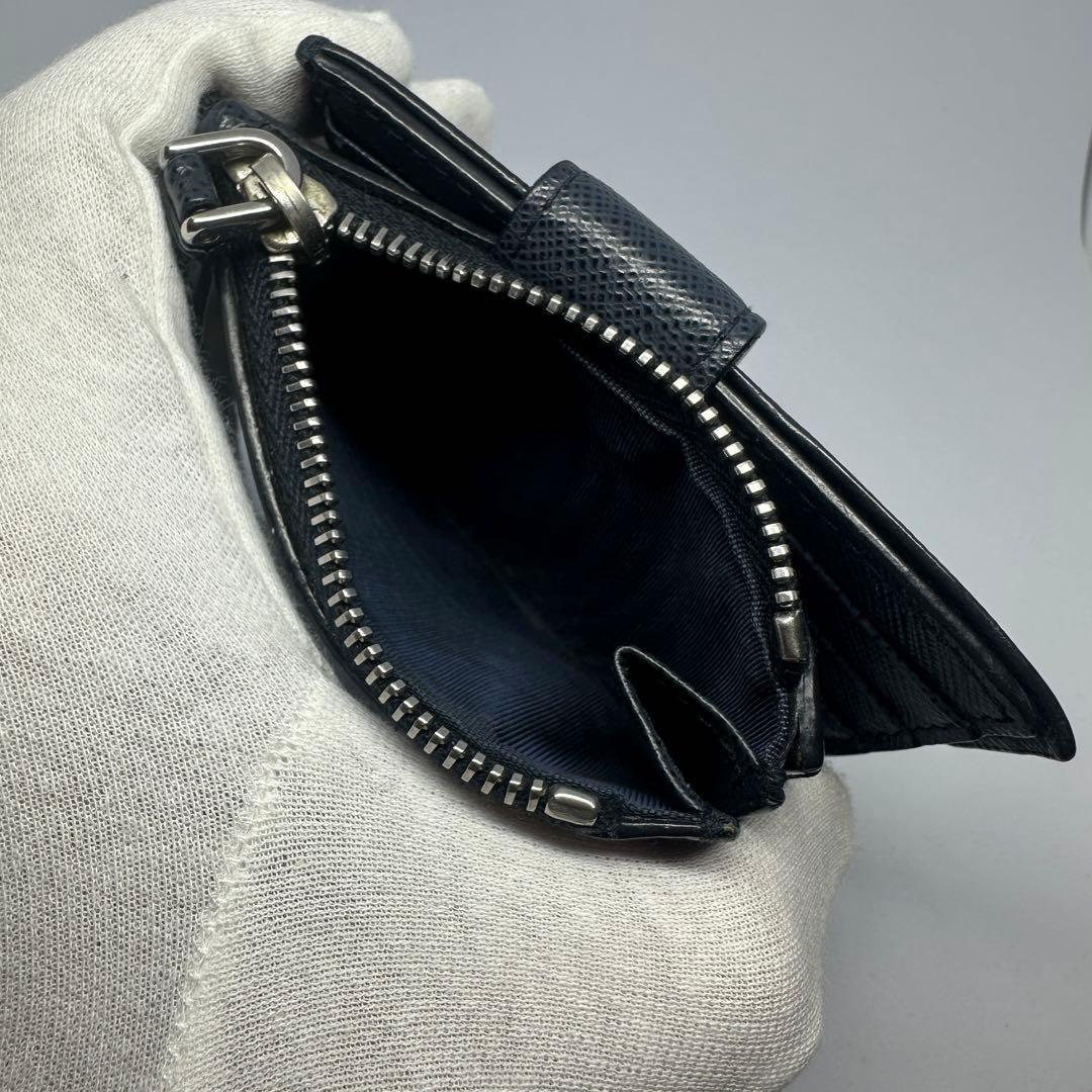 【SALE開催中】PRADA サフィアーノレザー 二つ折り財布 ネイビー