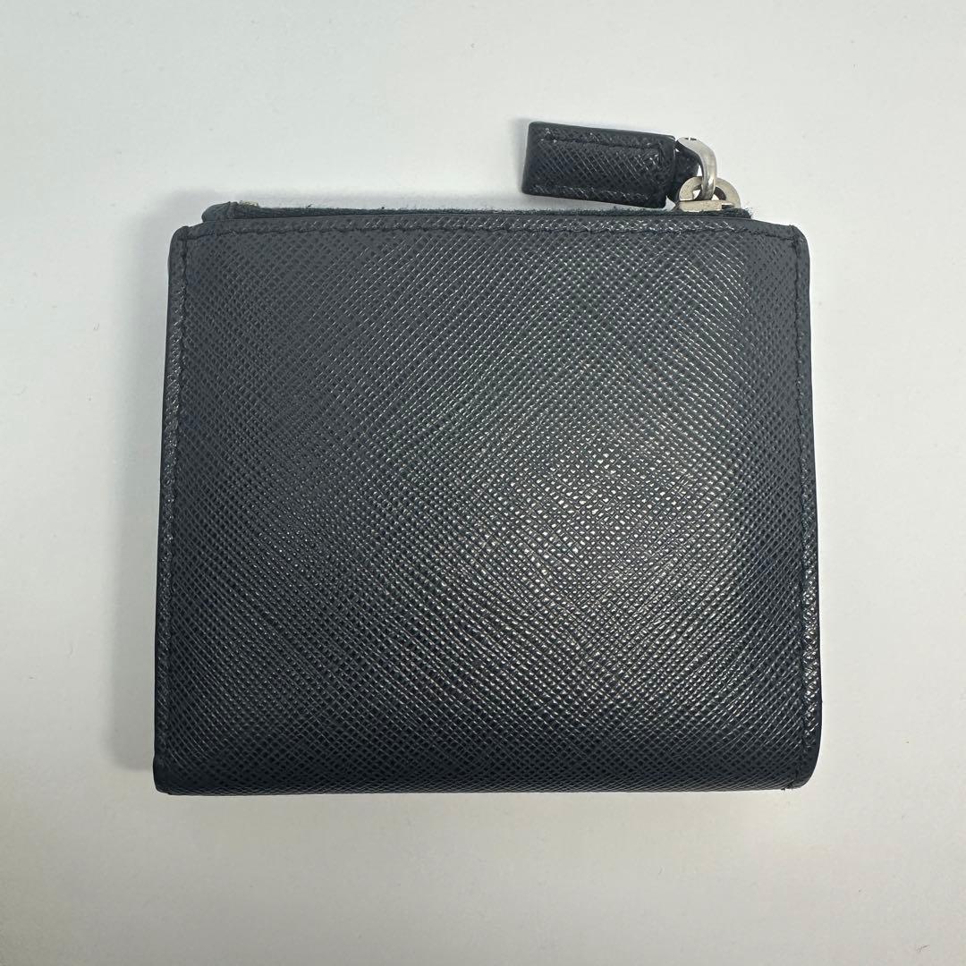 【SALE開催中】PRADA サフィアーノレザー 二つ折り財布 ネイビー