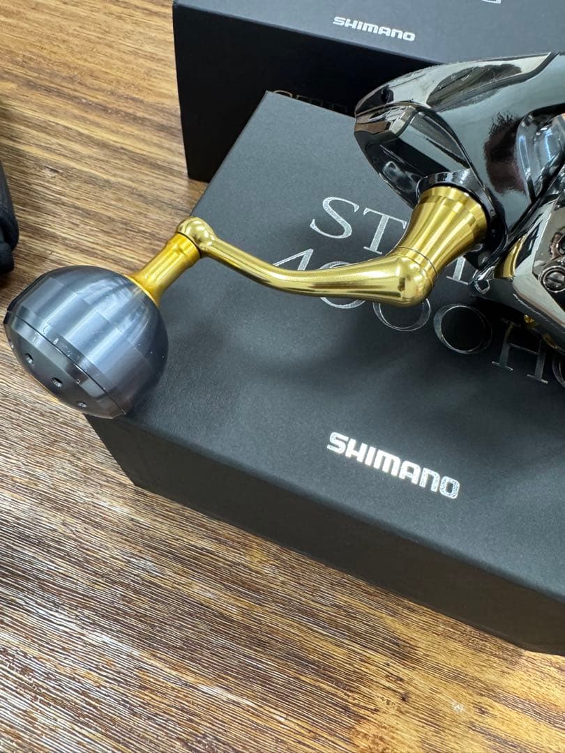 み*こ様 【極上品】14'ステラ4000HGパワーハンドルノブカスタム、スペアス