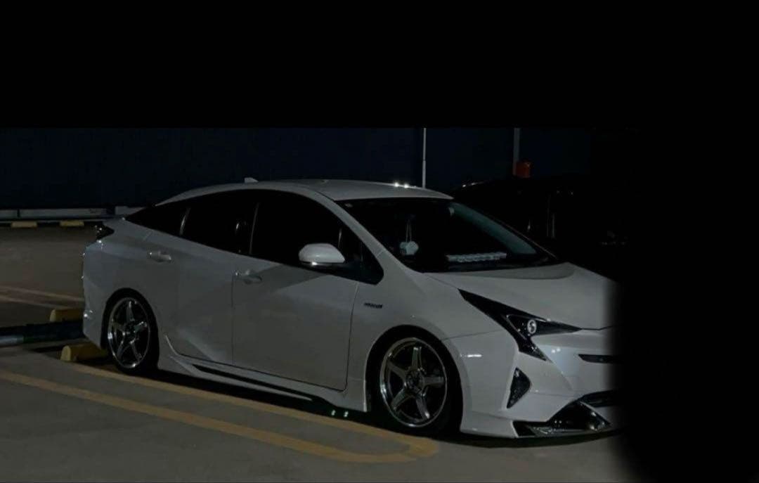 50プリウス　脱着可能スモークフィルム風サンシェード　フロントサイドのみ　5%