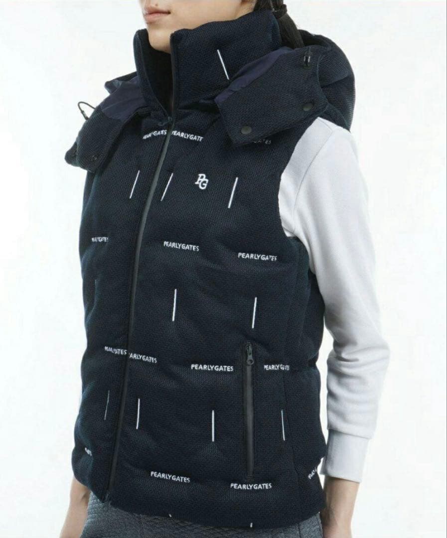 【パーリーゲイツ】フード付きブラックダウンベスト