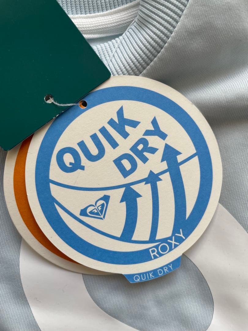 新品　ロキシー　セットアップ　水色　ジャージ　スポーツウェア