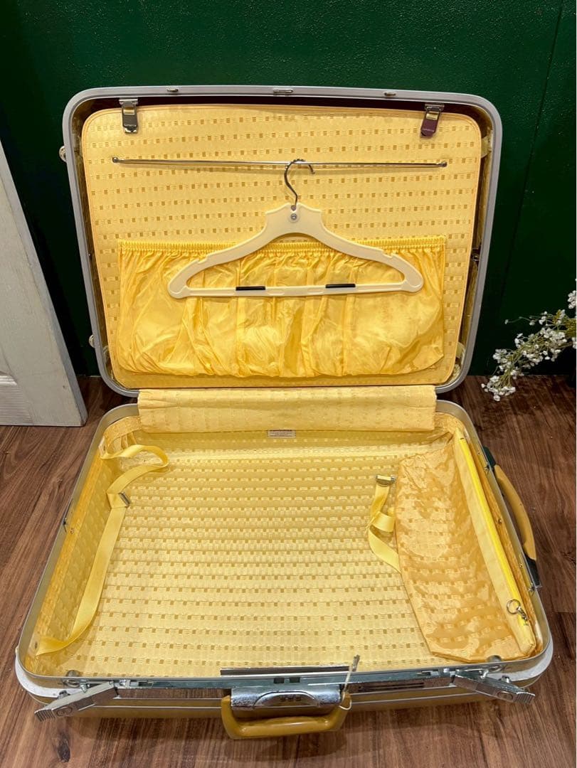 サムソナイト キャリーバッグ 黄色 イエロー スーツケース トランク 昭和レトロ