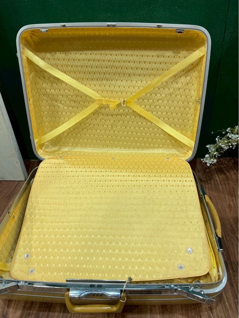 サムソナイト キャリーバッグ 黄色 イエロー スーツケース トランク 昭和レトロ