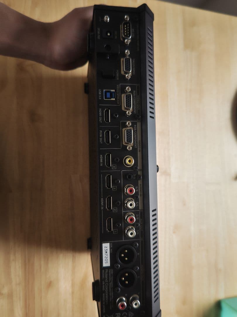 バ*ウ様 【1回使用】Roland VR-4HD ビデオスイッチャー